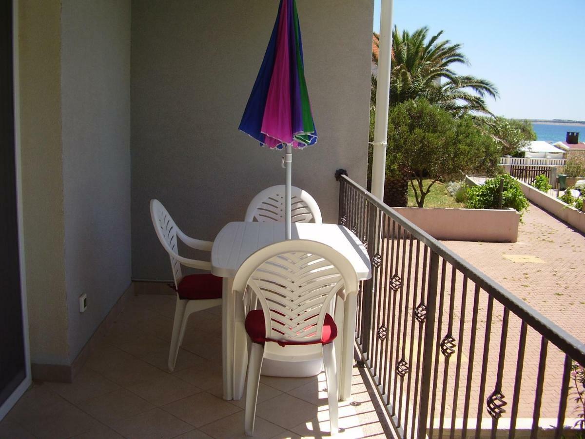 Water View Brand New Apartment, Short Stroll To Beach, Peaceful! Kosljun Екстер'єр фото
